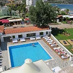 מלון Casa & Blanca (adults Only) מרמריס