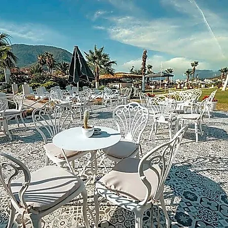 Casa & Blanca (adults Only) 말마리스