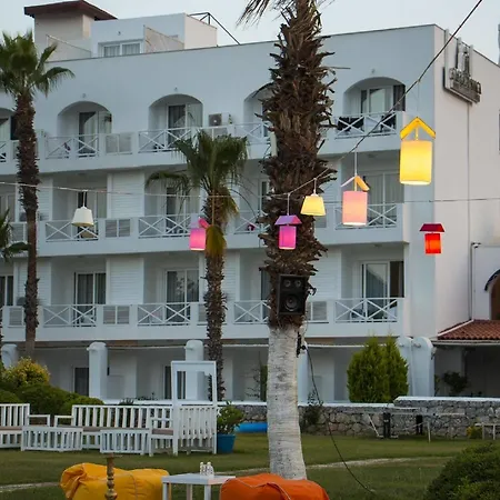 Отель Casa & Blanca (adults Only) 3*