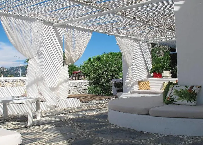 מלון Casa & Blanca (adults Only) 4*